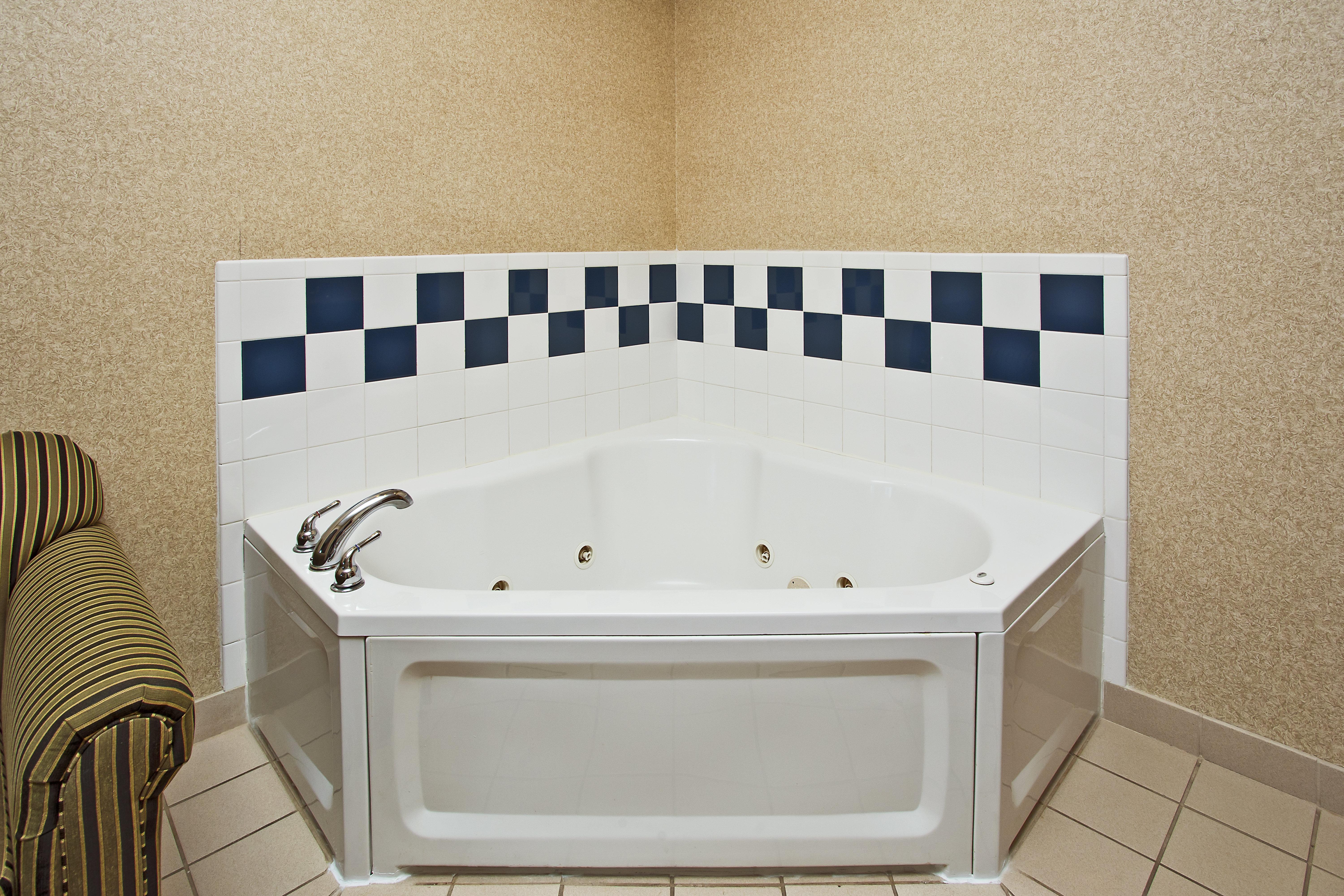 Holiday Inn Express Hotel & Suites Anderson By Ihg Exterior foto